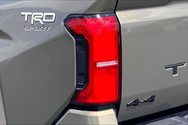 Certified 2025 Toyota Tacoma TRD Sport AWD/4WD image 29
