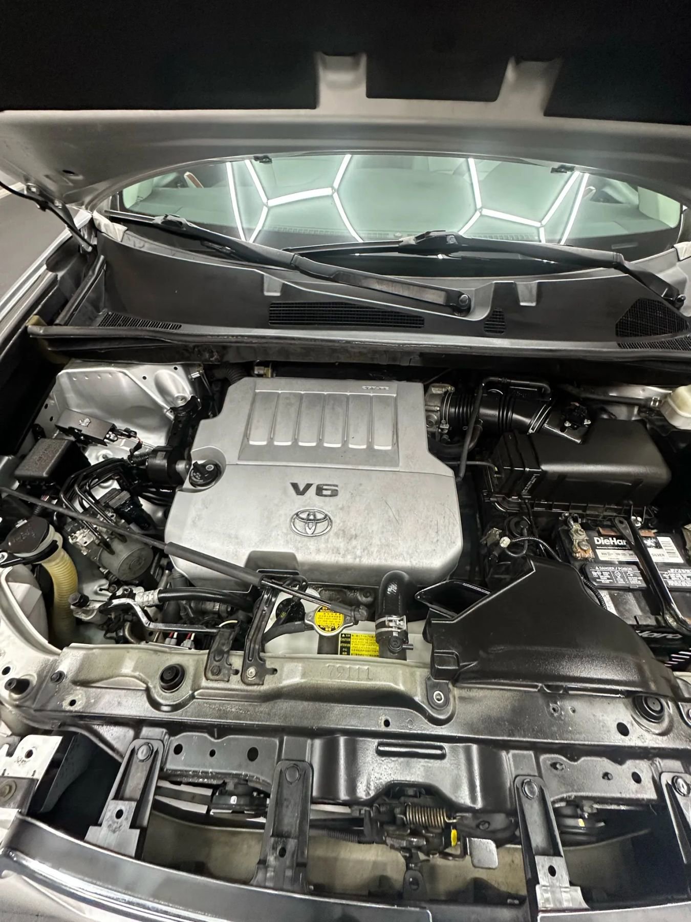 Used 2010 Toyota Highlander Limited image 40