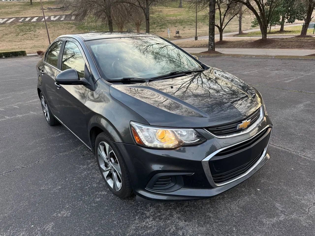 Used 2019 Chevrolet Sonic Premier FWD image 3