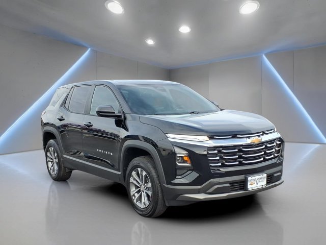 Used 2025 Chevrolet Equinox LT FWD image 1