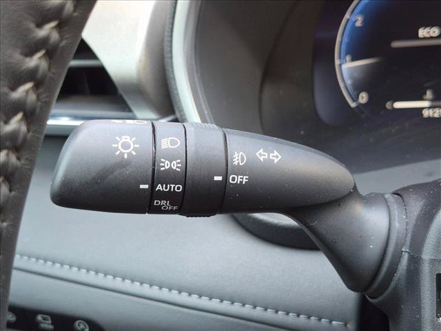 Certified 2025 Toyota Highlander Limited AWD/4WD image 6