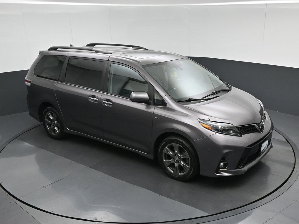 Used 2020 Toyota Sienna SE Premium image 71