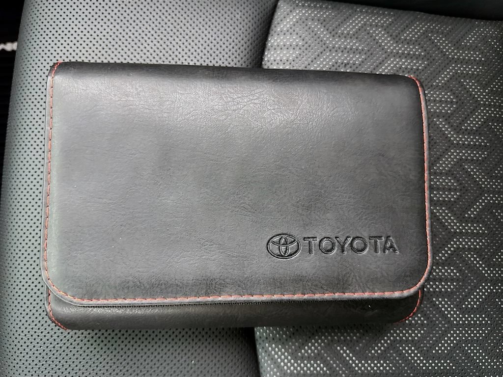 Used 2024 Toyota Tacoma Limited w/ Limited Package (LT) AWD/4WD image 46