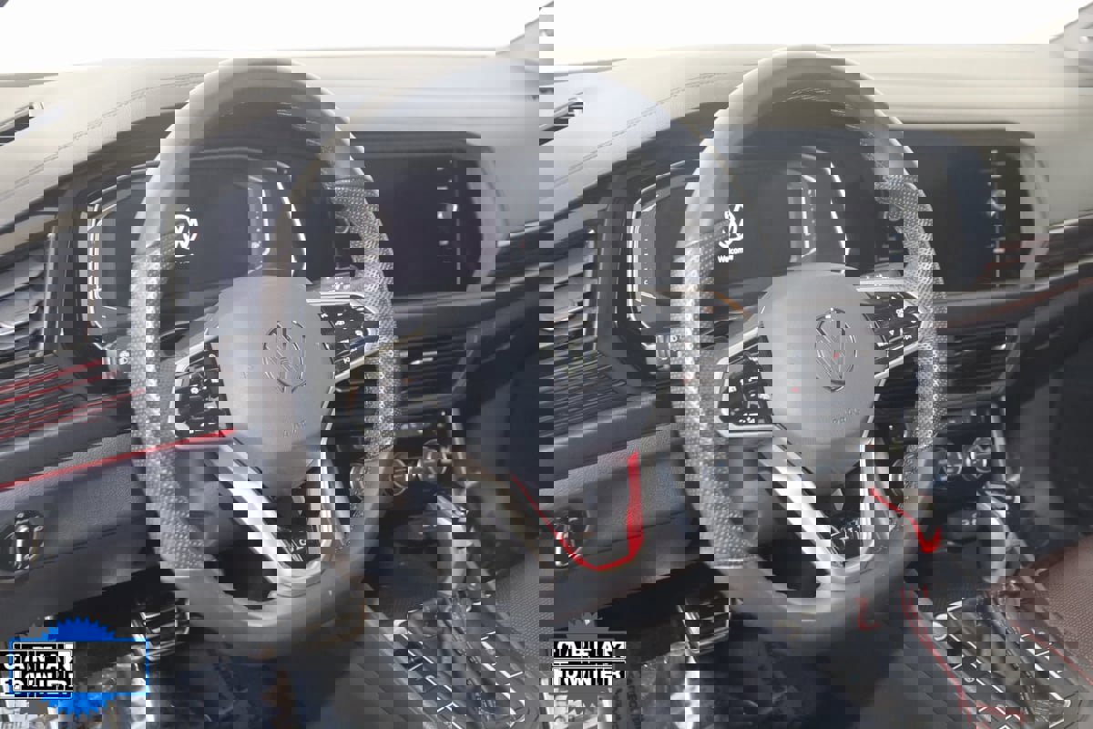 Used 2024 Volkswagen Jetta GLI Autobahn image 6