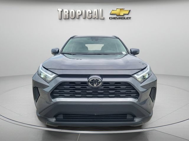 Used 2023 Toyota RAV4 XLE w/ Convenience Package FWD image 8