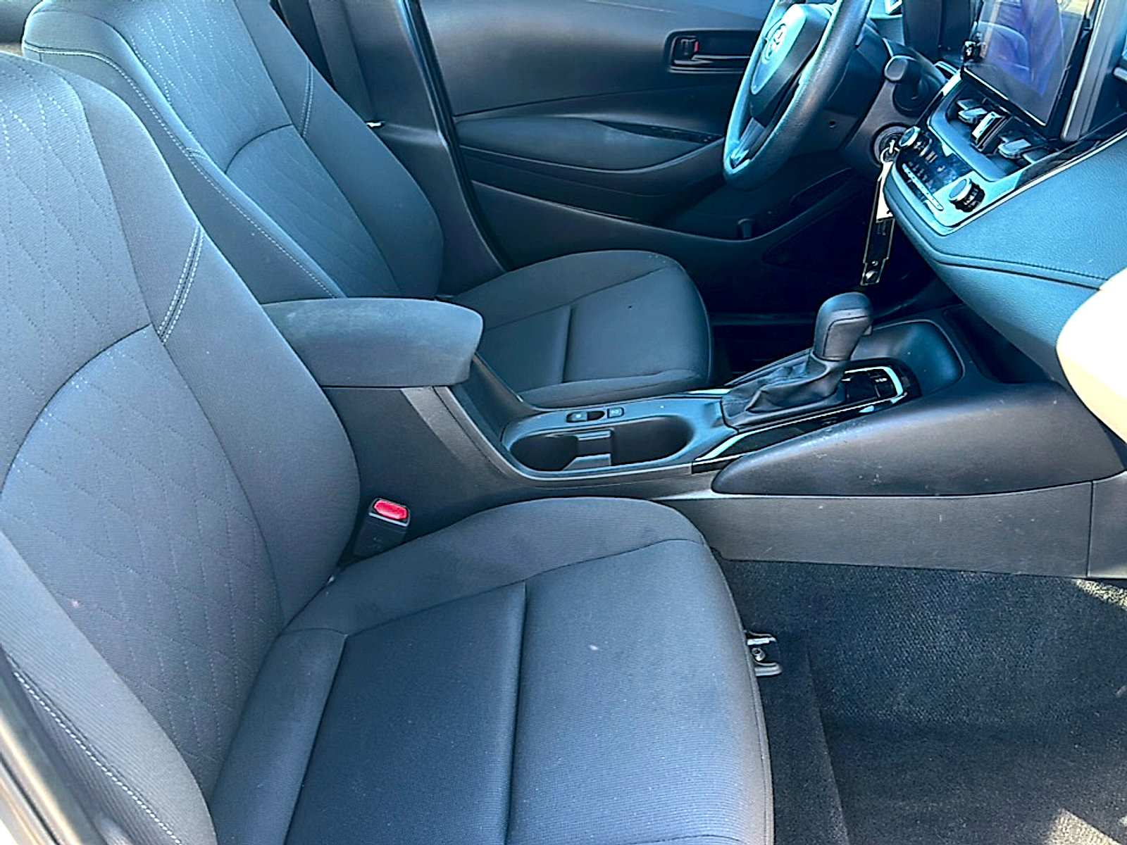 Used 2024 Toyota Corolla LE image 22