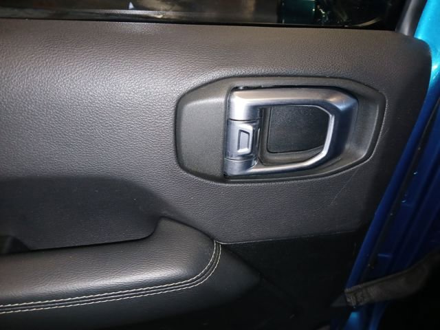 Used 2020 Jeep Wrangler Unlimited Sahara image 43