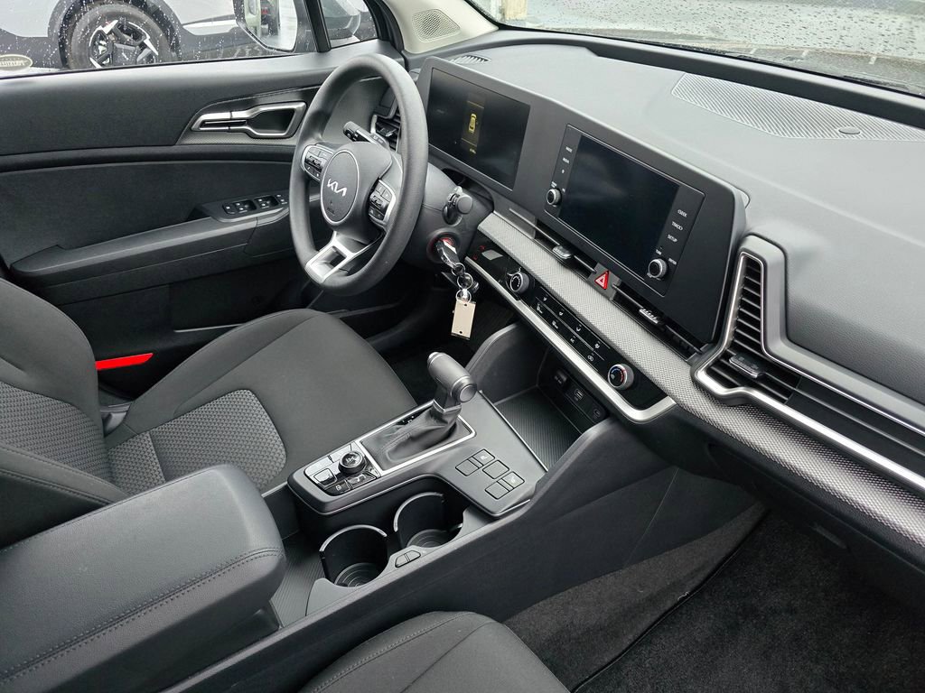 Certified 2024 Kia Sportage LX image 14