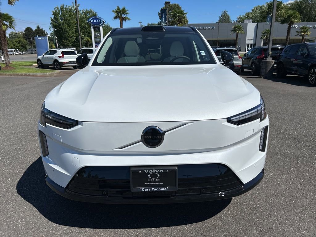 New 2025 Volvo EX90 Plus image 11