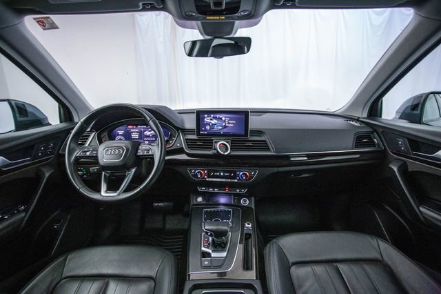Used 2020 Audi Q5 2.0T Premium Plus w/ Premium Plus Package AWD/4WD image 12