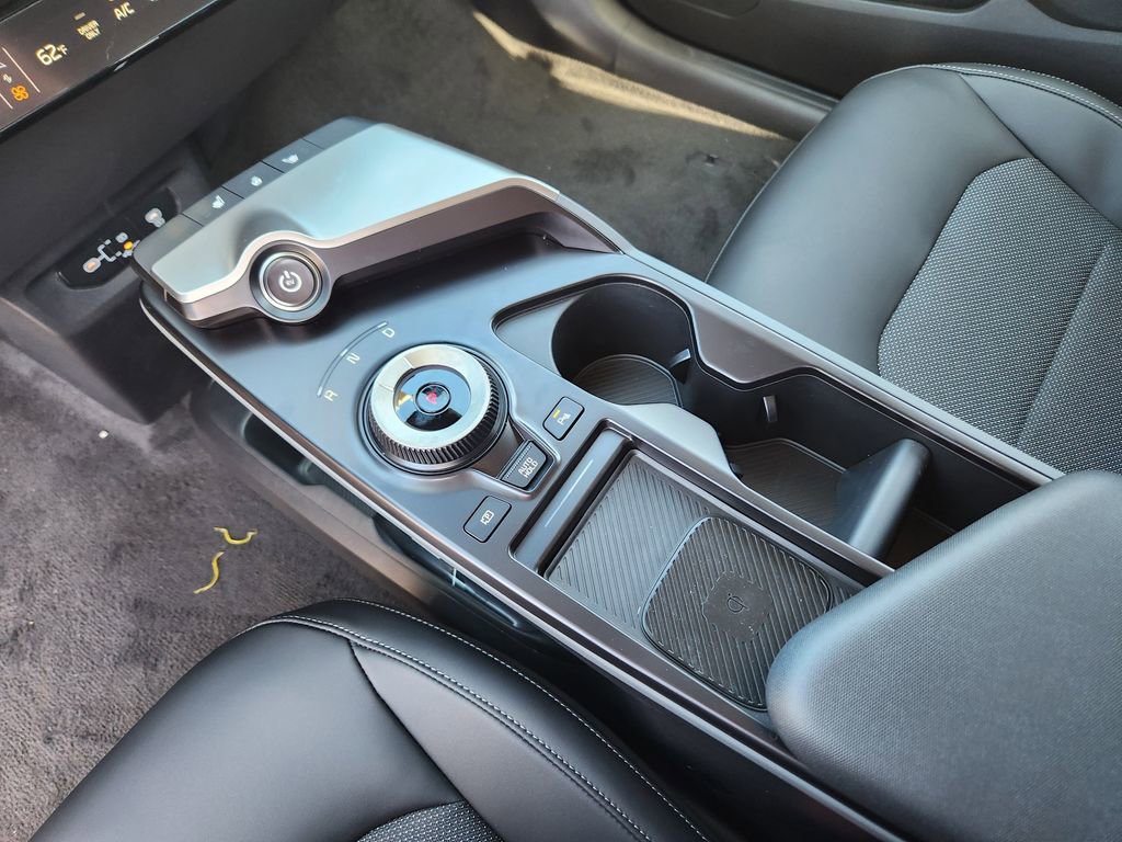 New 2025 Kia EV6 Light w/ Light LR Technology Package AWD/4WD image 19