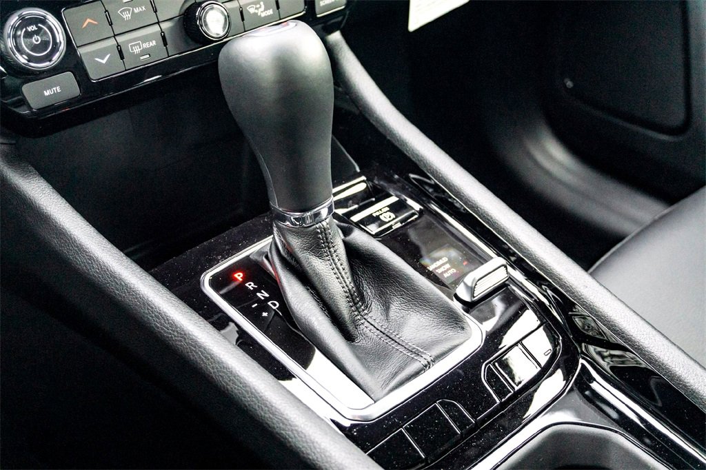 New 2026 Jeep Compass Latitude image 16