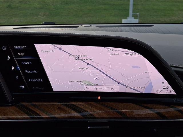 Used 2021 Cadillac Escalade ESV Premium Luxury Platinum image 19