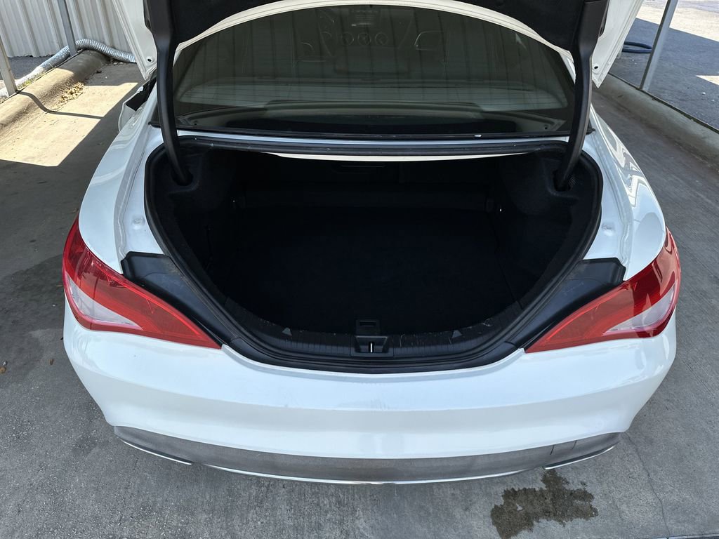 Used 2017 Mercedes-Benz CLA 250 image 29