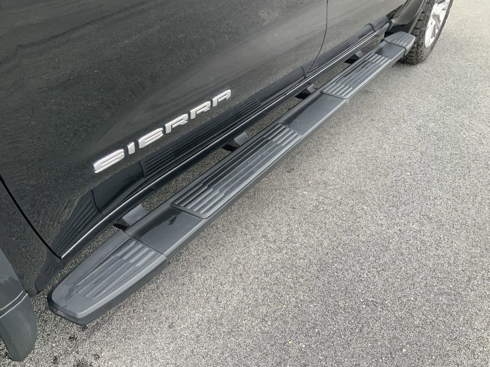Used 2019 GMC Sierra 1500 SLT w/ SLT Convenience Package AWD/4WD image 18