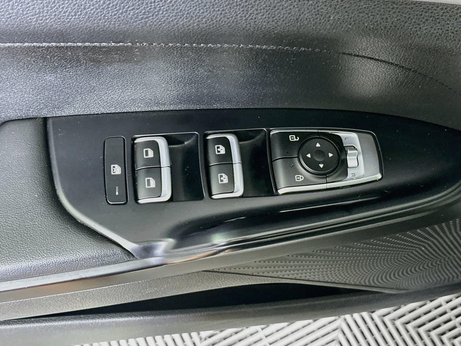 Used 2021 Kia K5 GT-Line w/ GT-Line FWD Premium Package image 17