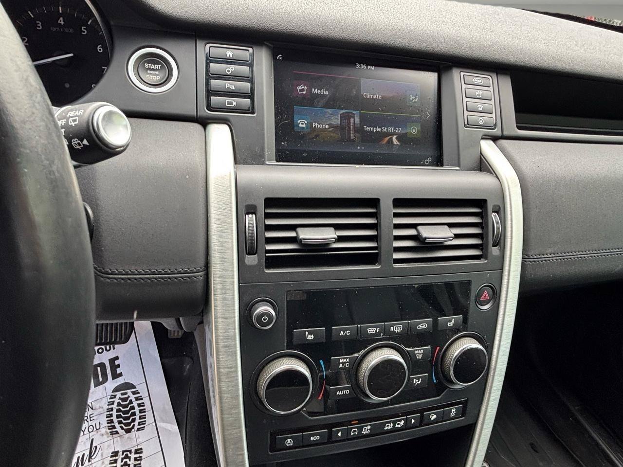 Used 2018 Land Rover Discovery Sport SE AWD/4WD image 9