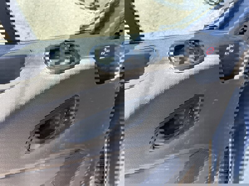 Used 2020 Ford Transit 250 148 High Roof Extended image 13