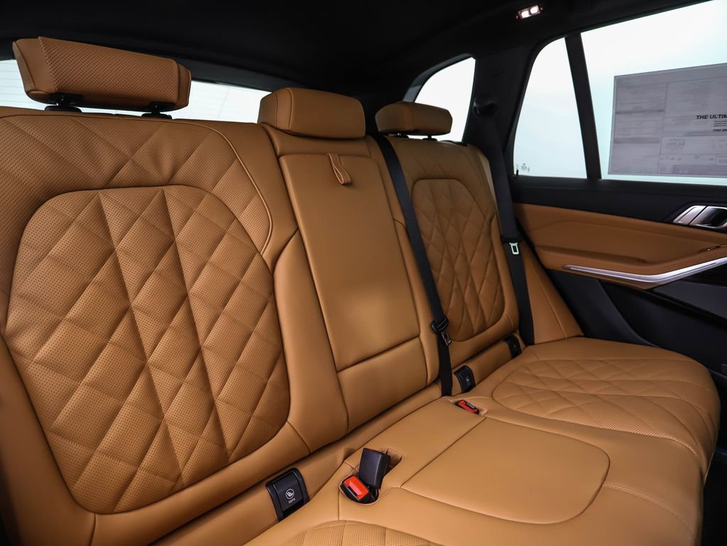 New 2026 BMW X5 xDrive40i w/ M Sport Package image 28