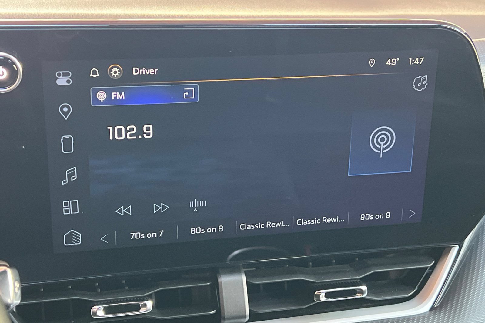 Used 2025 Chevrolet Equinox LT AWD/4WD image 25