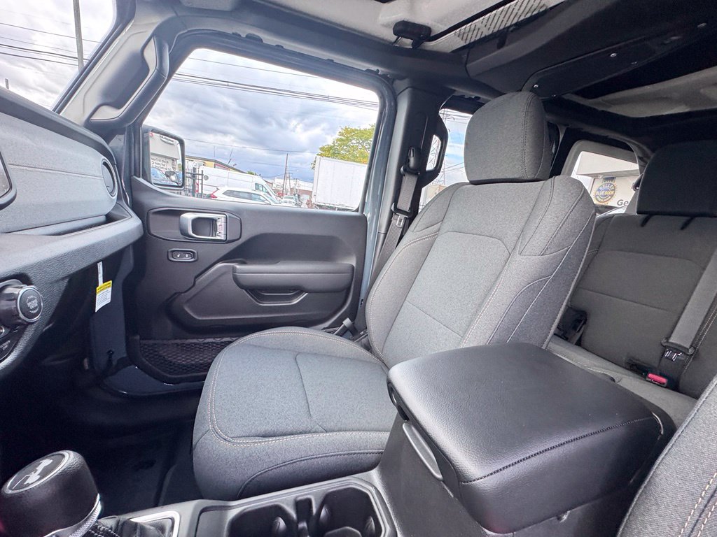 New 2026 Jeep Wrangler Unlimited Sport AWD/4WD image 15