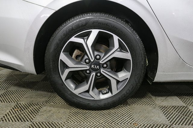 Used 2020 Kia Forte LXS image 14