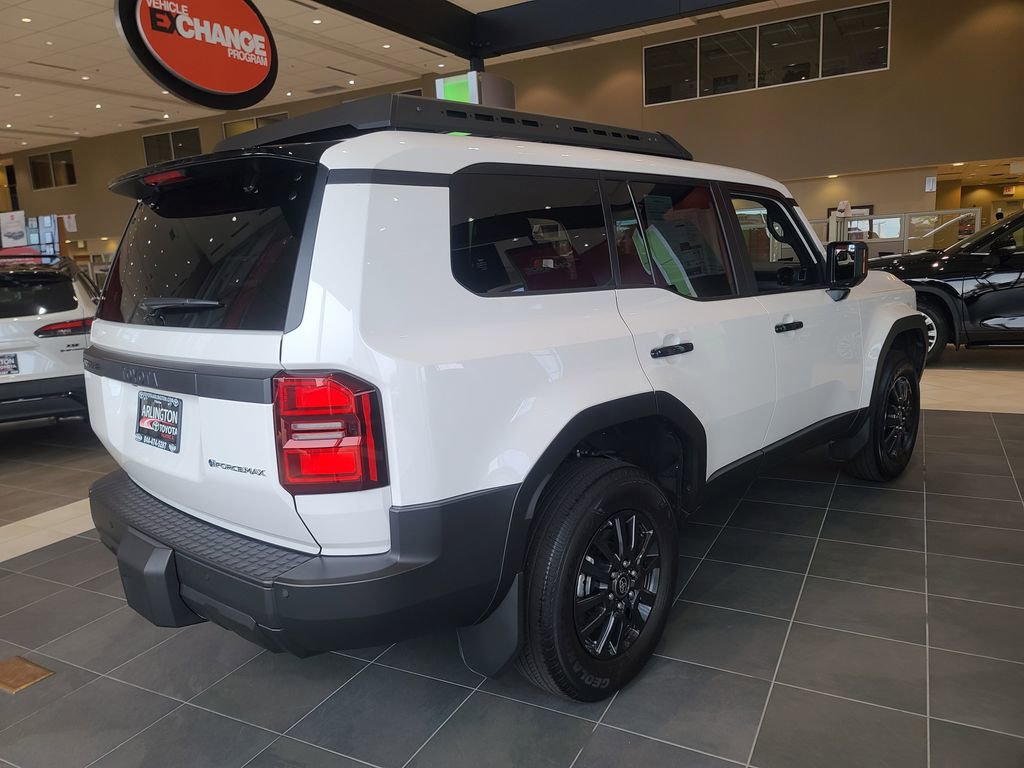 Used 2025 Toyota Land Cruiser image 4