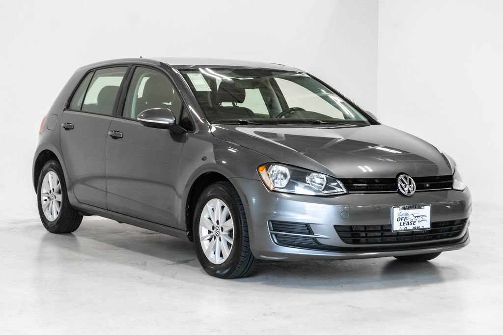 Used 2015 Volkswagen Golf S FWD image 6