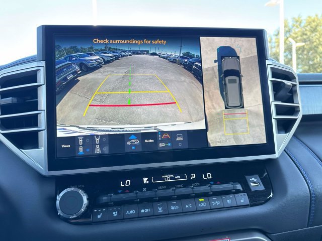 Used 2026 Toyota Sequoia Platinum AWD/4WD image 31