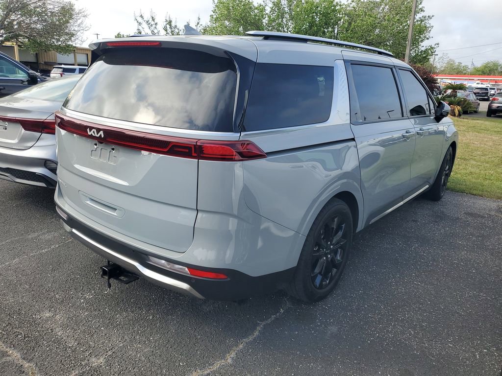 Used 2024 Kia Carnival SX Prestige image 4