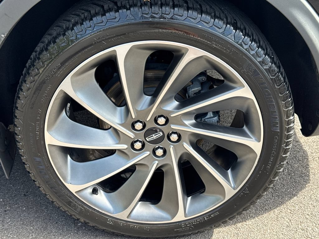 Used 2020 Lincoln Nautilus Reserve w/ Equipment Group 201A FWD image 20