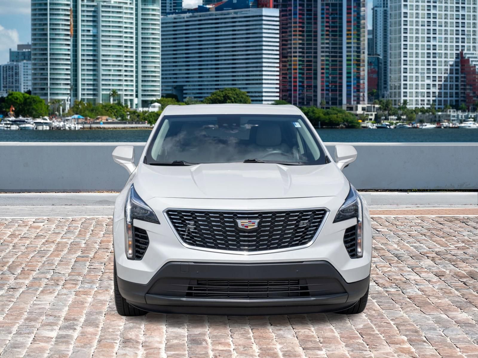 Used 2023 Cadillac XT4 Luxury w/ Driver Awareness Package FWD image 2