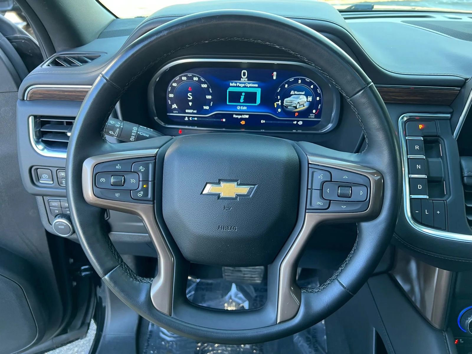 Used 2023 Chevrolet Tahoe High Country AWD/4WD image 22