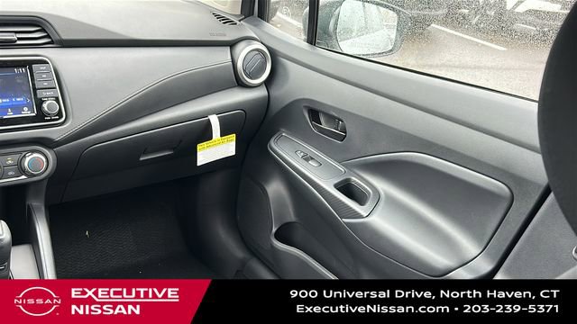 Used 2025 Nissan Versa S w/ Trunk Package image 21