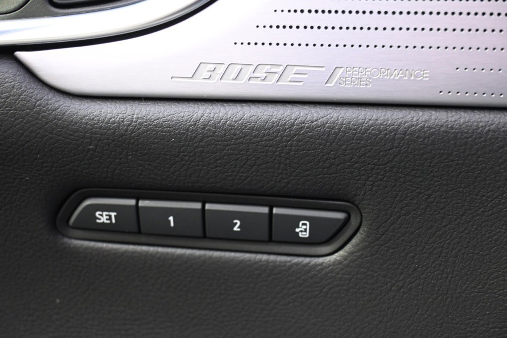 Certified 2025 Cadillac XT5 Premium Luxury image 24