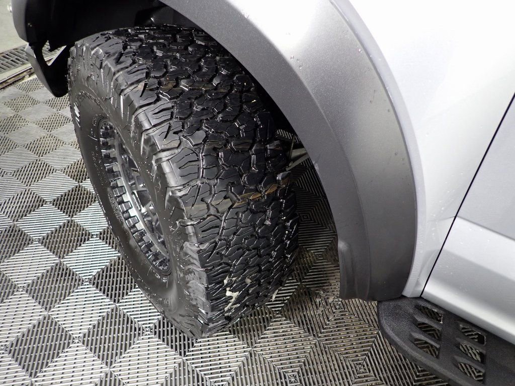 Used 2018 Ford F150 Raptor w/ Equipment Group 802A Luxury image 48