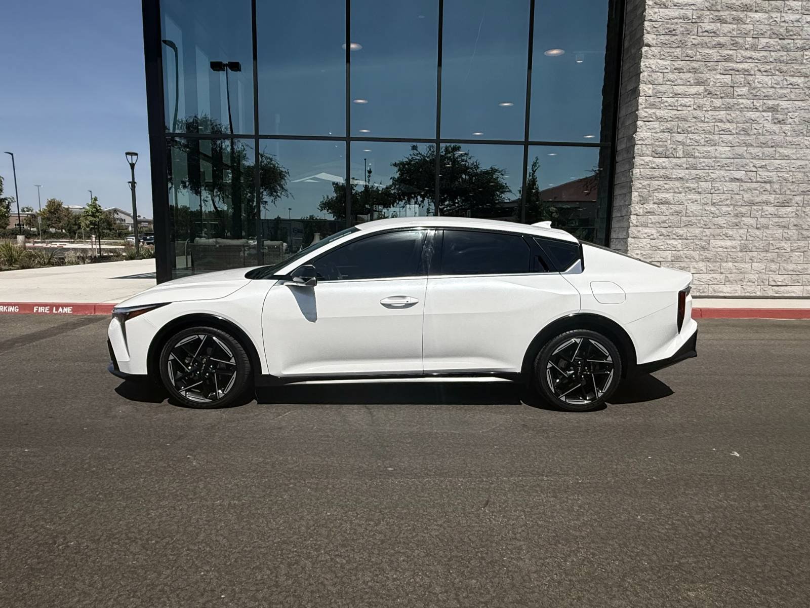 Used 2025 Kia K4 GT-Line FWD image 13