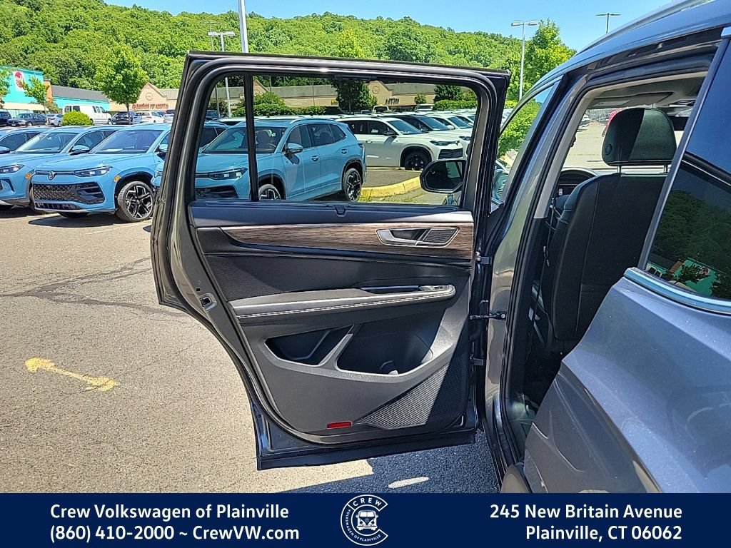 Used 2024 Volkswagen Atlas SEL AWD/4WD image 50