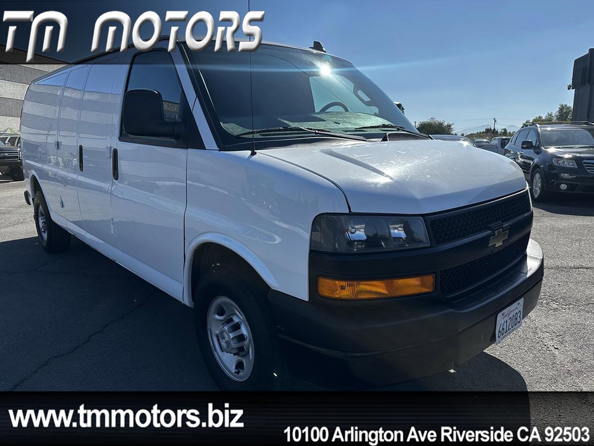 Used 2019 Chevrolet Express 2500 Extended image 16