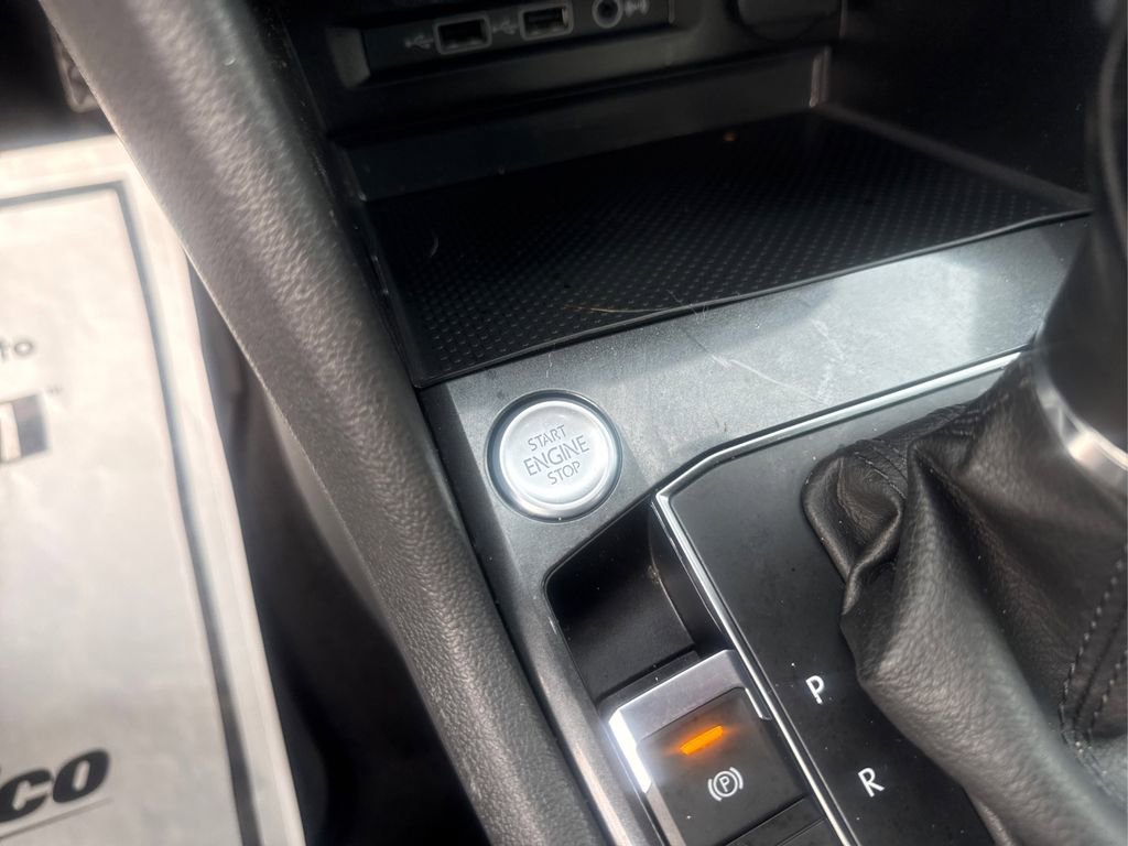 Used 2019 Volkswagen Tiguan SE w/ Panoramic Sunroof Package image 27