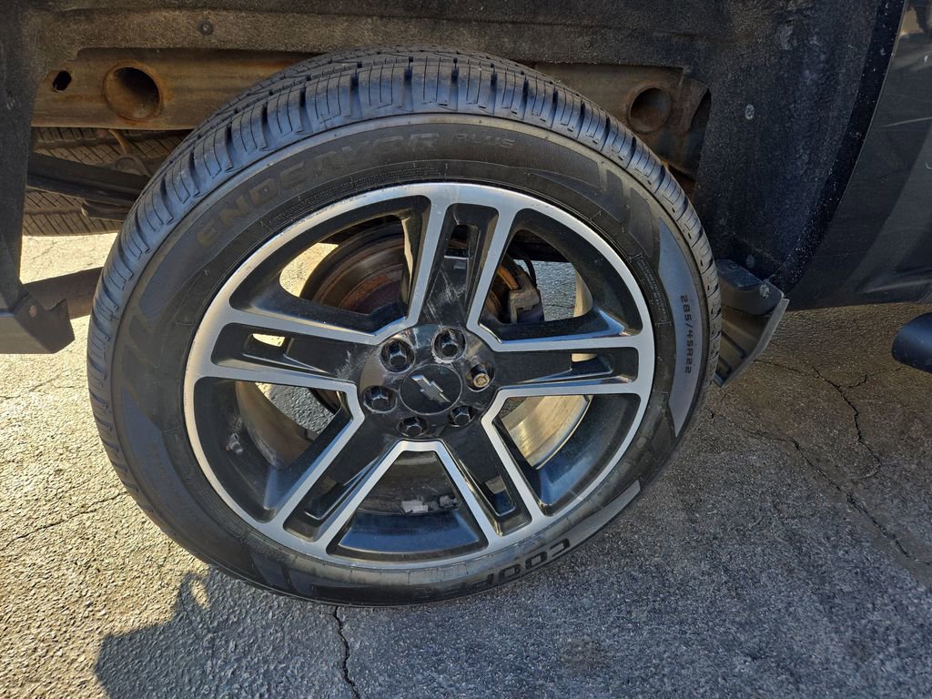 Used 2018 Chevrolet Silverado 1500 LT w/ LPO, Black Pack AWD/4WD image 50