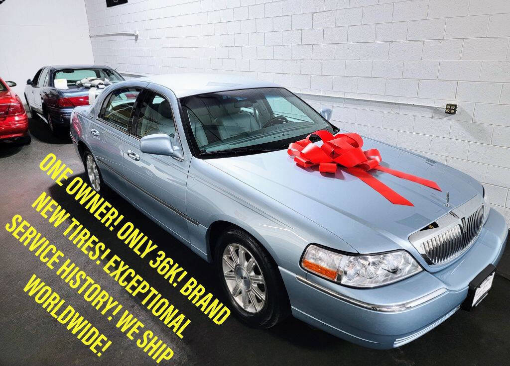 Used 2007 Lincoln Town Car Signature Limited