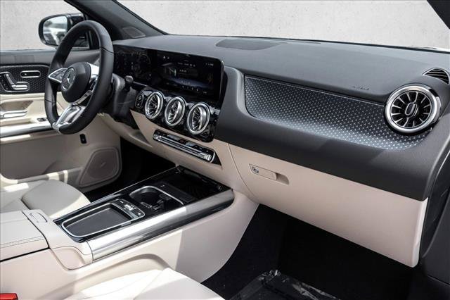 New 2026 Mercedes-Benz GLA 250 4MATIC image 25