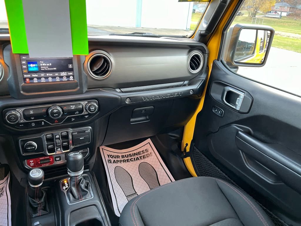 Used 2019 Jeep Wrangler Unlimited Rubicon image 24