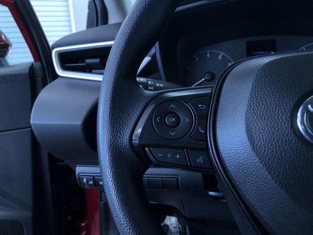 Certified 2025 Toyota Corolla LE image 25