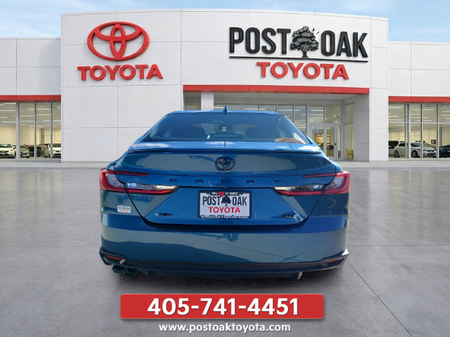 New 2026 Toyota Camry SE w/ Convenience Package FWD image 3