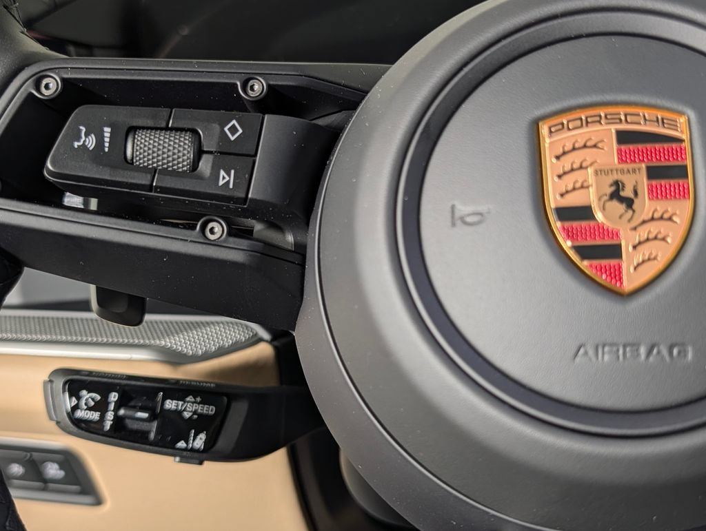 New 2026 Porsche Cayenne Coupe AWD/4WD image 38