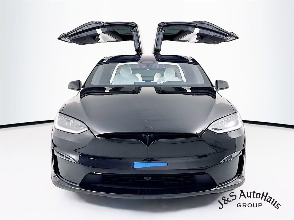 Used 2026 Tesla Model X Plaid image 2