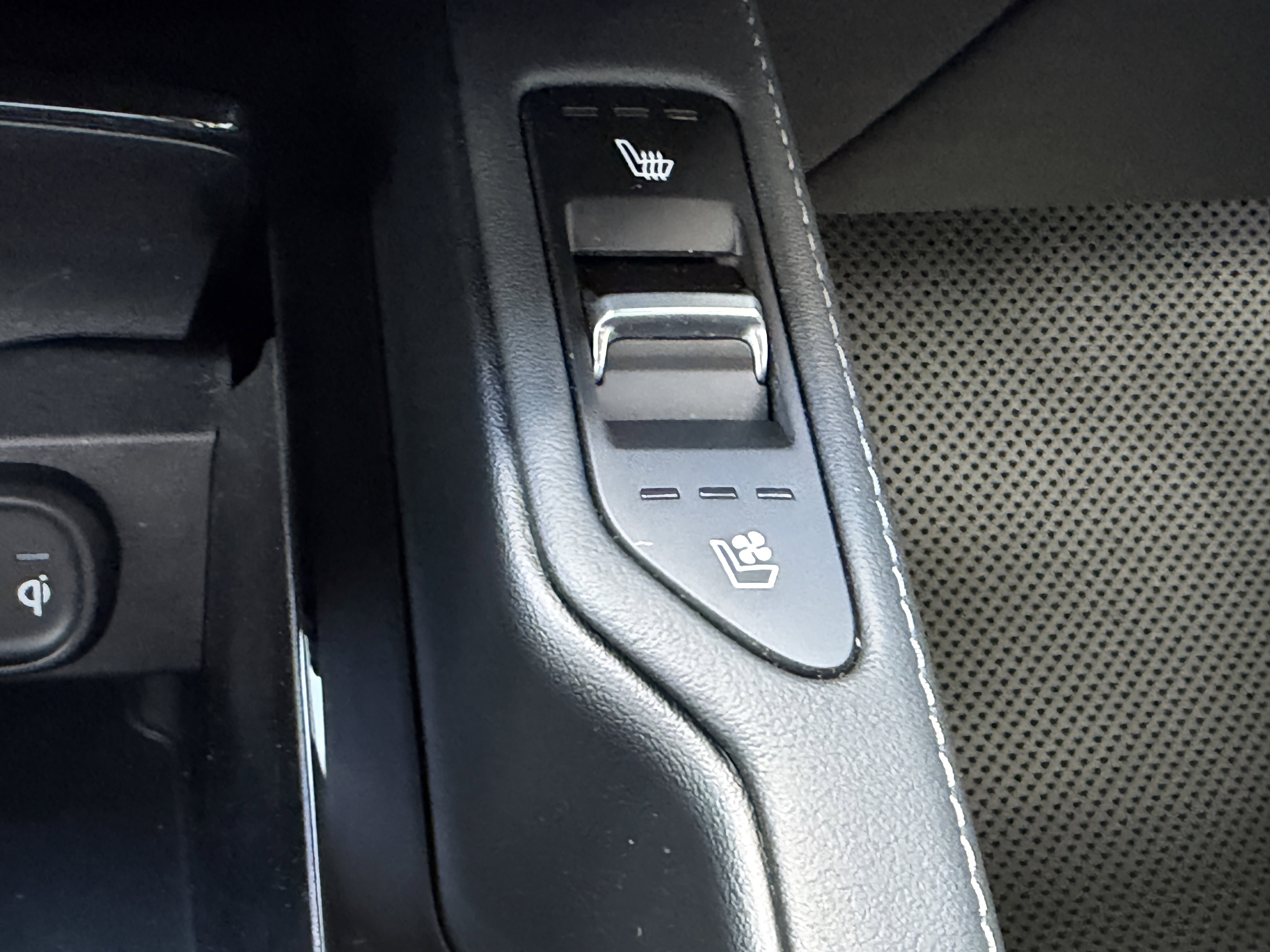 Used 2023 Kia Telluride SX Prestige X-Pro image 28