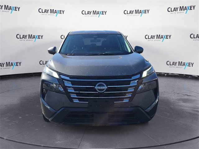 Used 2025 Nissan Rogue SV image 8